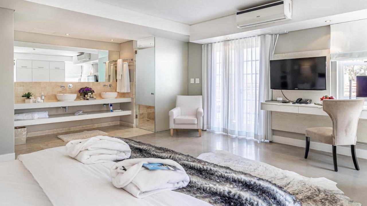 The Glen Boutique Hotel & Spa เคปทาวน์ ภายนอก รูปภาพ