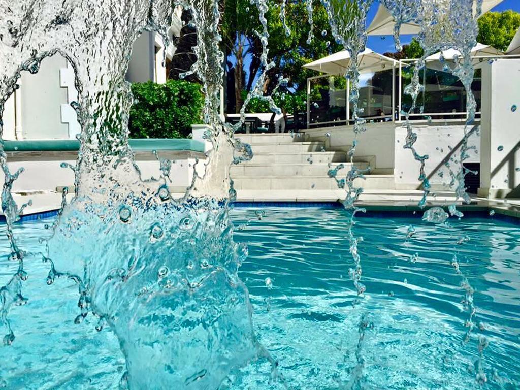 The Glen Boutique Hotel & Spa เคปทาวน์ ภายนอก รูปภาพ