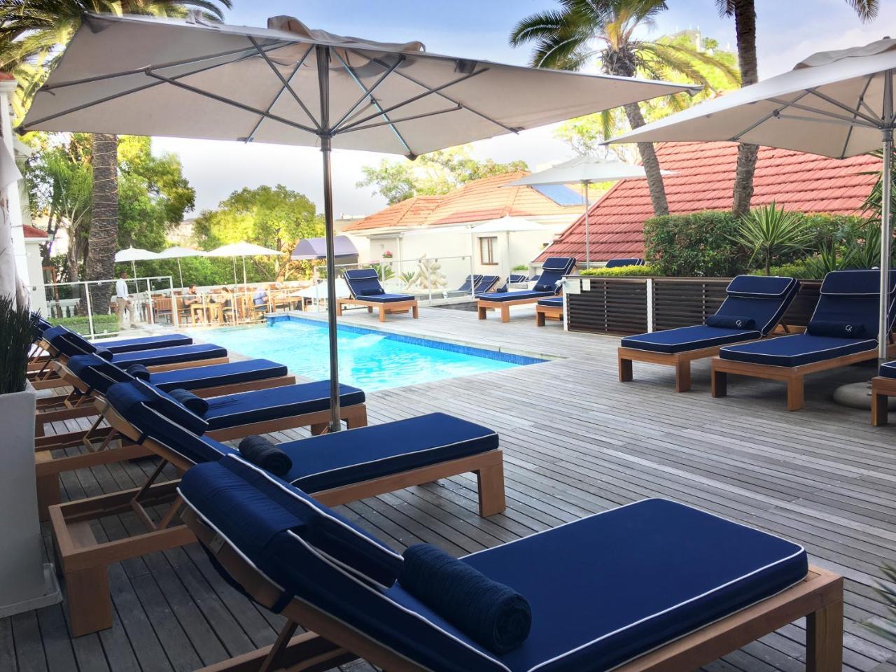 The Glen Boutique Hotel & Spa เคปทาวน์ ภายนอก รูปภาพ